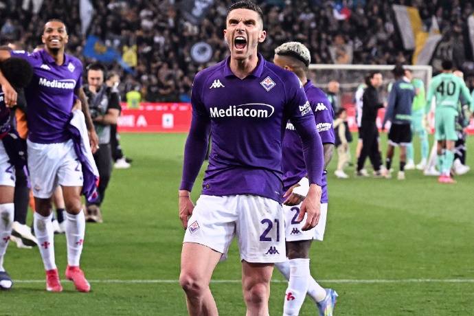 佛罗伦萨核心康塞利赞誉球队表现，期待下一场胜利的简单介绍