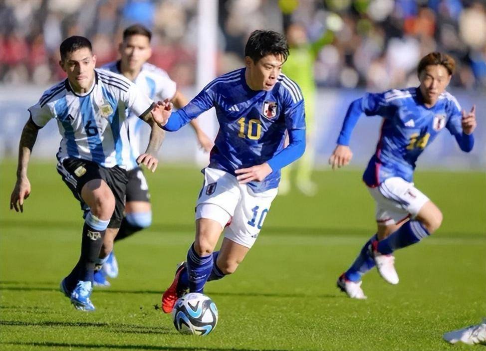 九游体育网页版入口-日本足球代表队在比赛中崭露头角