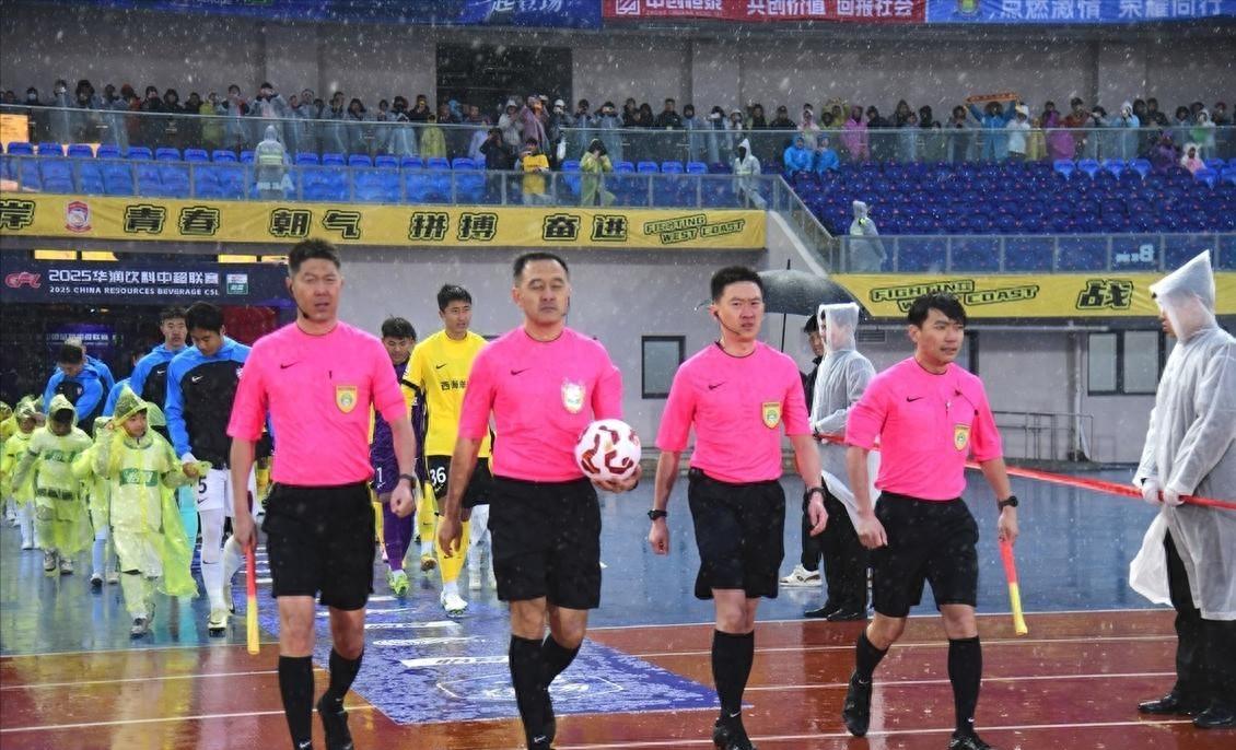 包含亚琛主场力克不伦瑞克,斩获新赛季首场胜利的词条 包含亚琛主场力克不伦瑞克,斩获新赛季首场胜利的词条