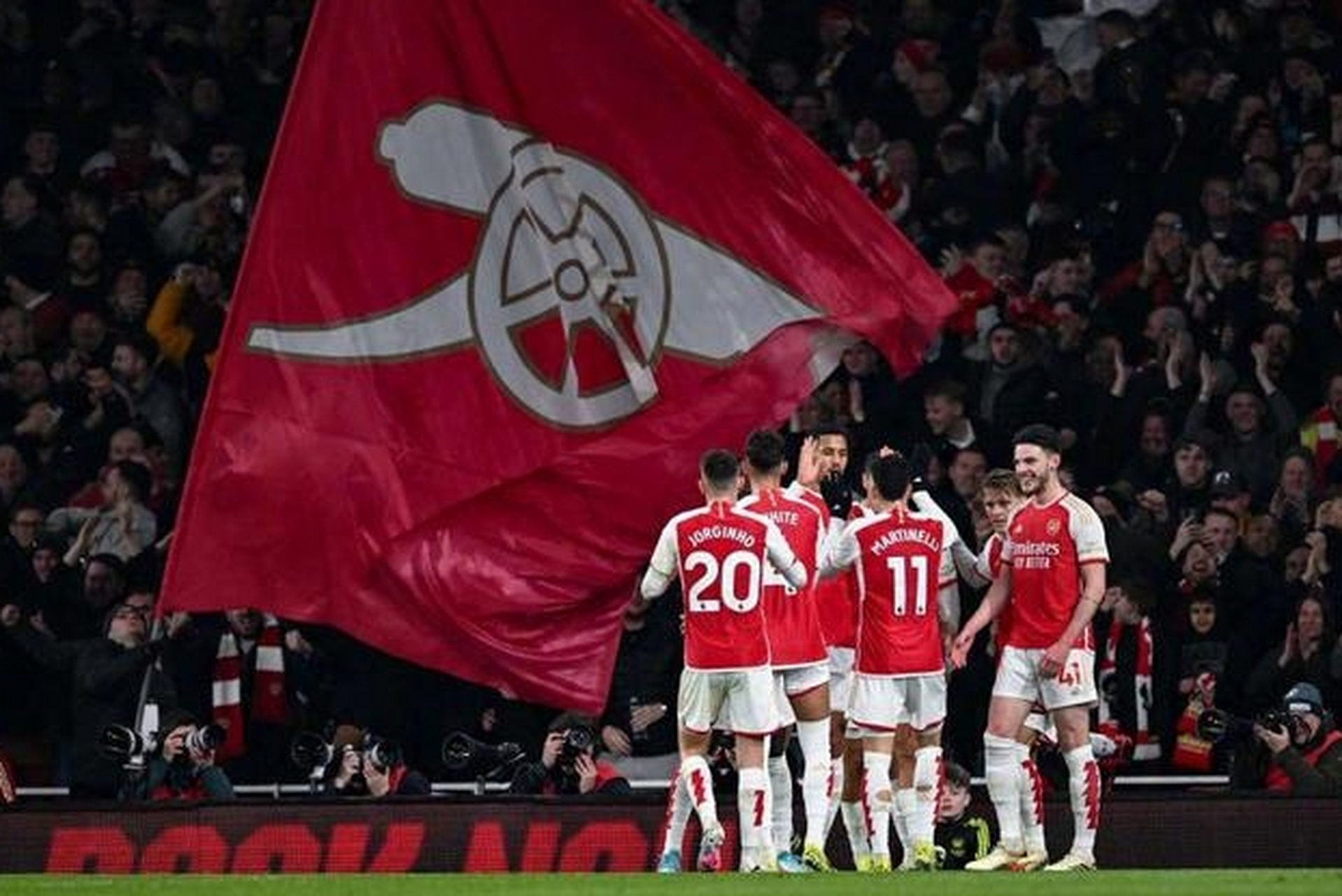 阿森纳主场击败富勒姆,积分追赶领先者 阿森纳主场击败富勒姆,积分追赶领先者