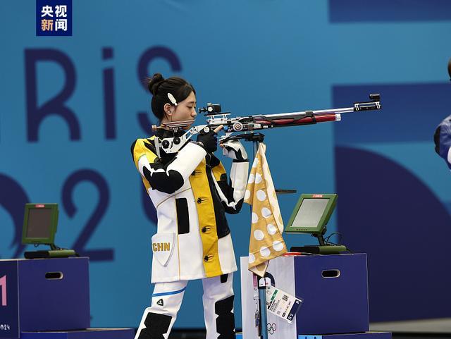 德国选手获得女子射击比赛金牌 德国选手获得女子射击比赛金牌