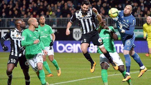 波尔多客场逆转获胜，球队实现逆袭