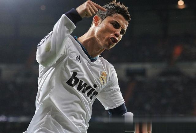 九游体育平台-关于足球明星们的表现备受关注，精彩纷呈的信息