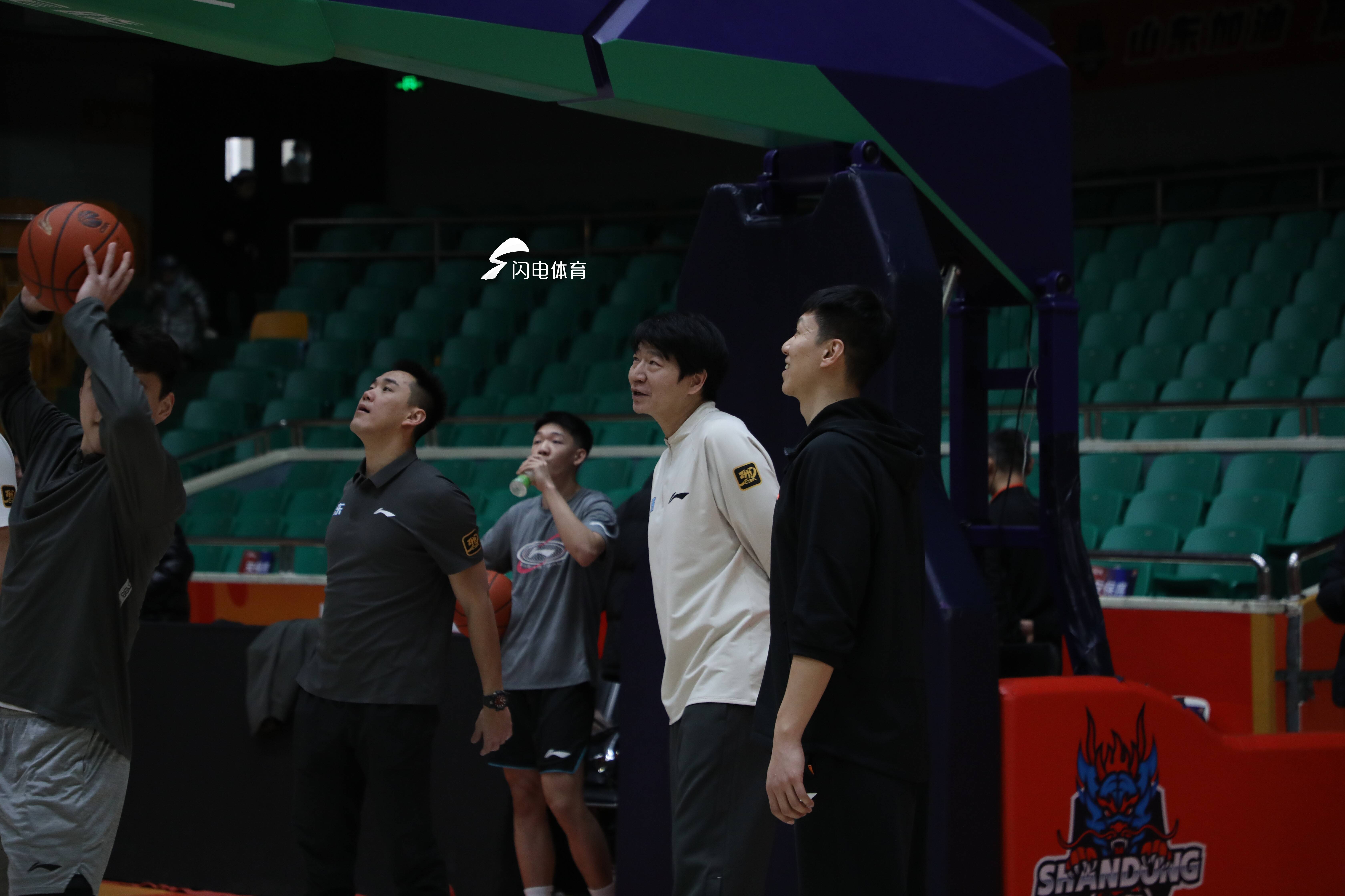 对手出现伤病潮,球队抓住机会取胜的简单介绍 对手出现伤病潮,球队抓住机会取胜的简单介绍