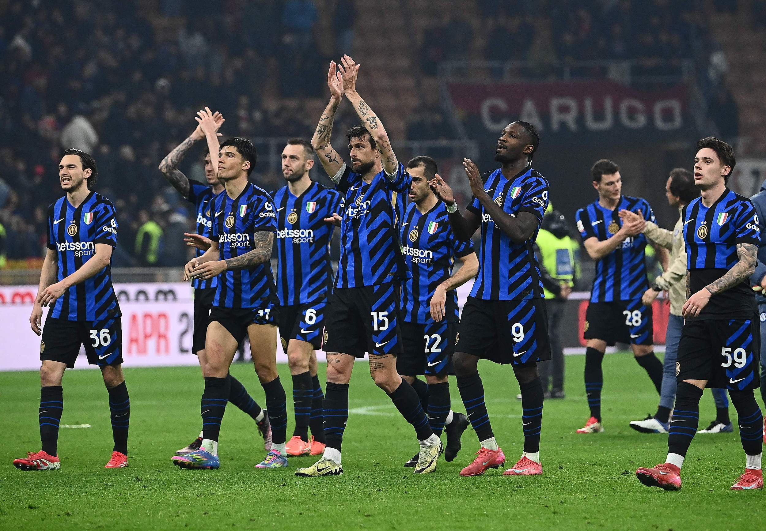 九游体育登录-意大利足球赛场上一场紧张的较量的简单介绍