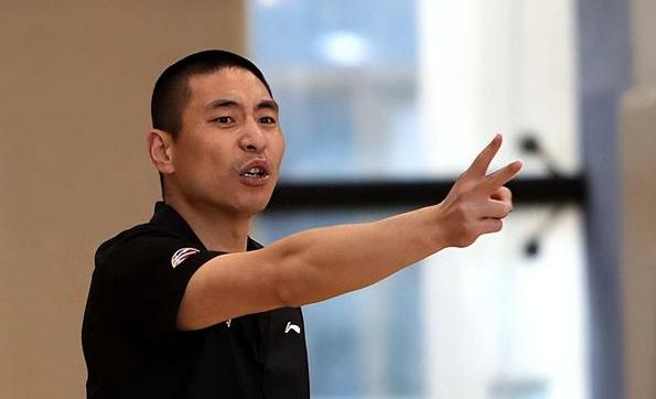 九游体育直播-包含老将球员逐渐退出，留下宝贵经验传承的词条