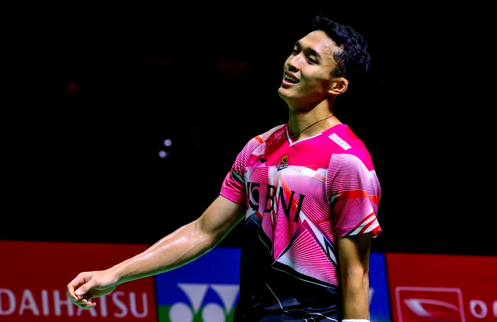 法国名将稳健发挥轻松进入半决赛的简单介绍